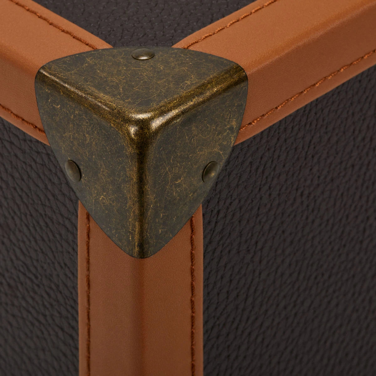 BARBER BROWN HAIRDRESSING SUITCASE