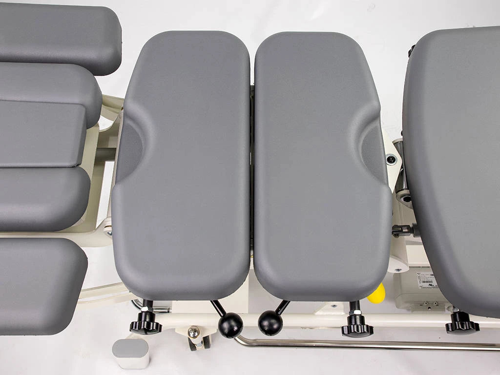 Stationary massage table: chiropractic table Upright Chiro Z7