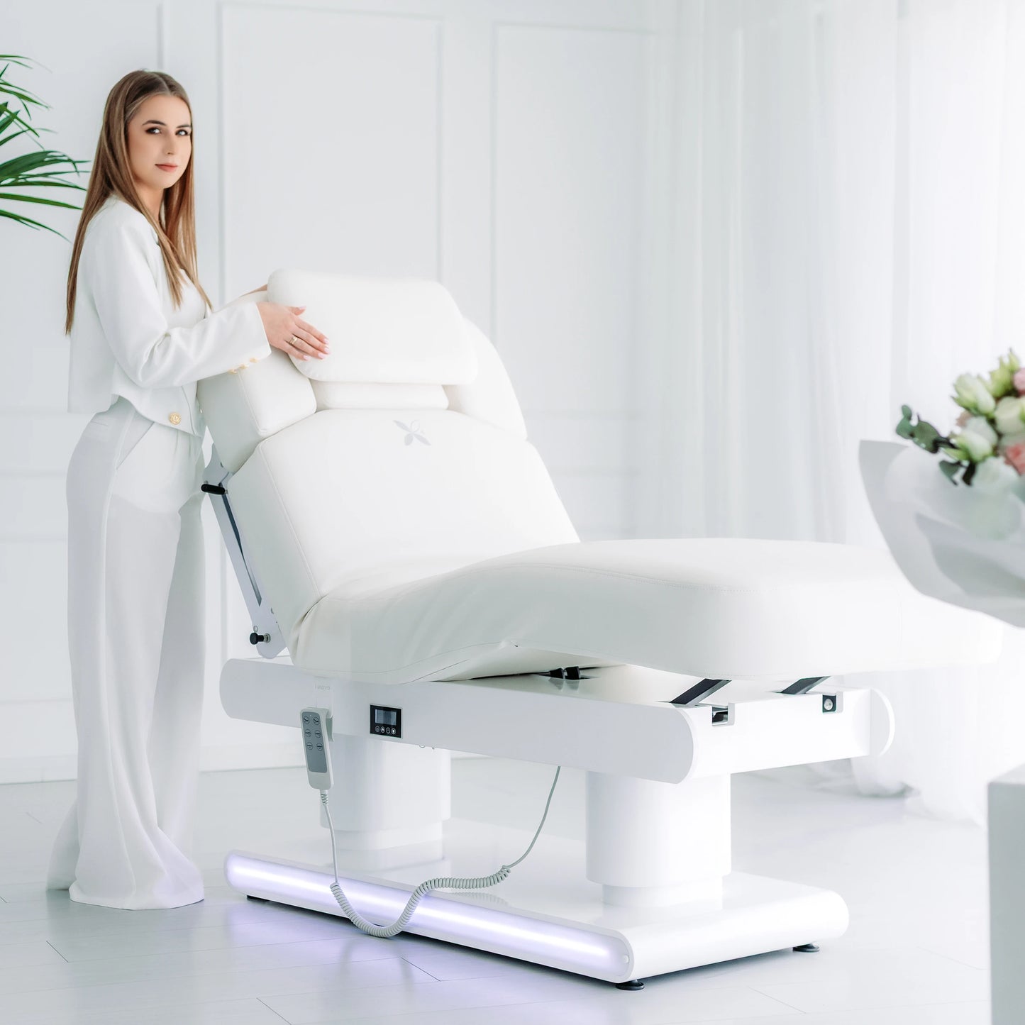 Luxury beauty bed Eterna Gentle Flex k901 white  – 4 motors
